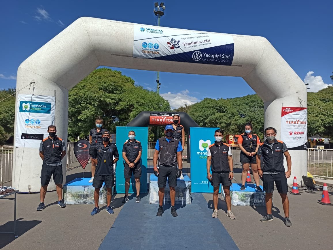 Triatlón-Internacional-Vendimia-Oficiales-Técnicos-de-la-FAT