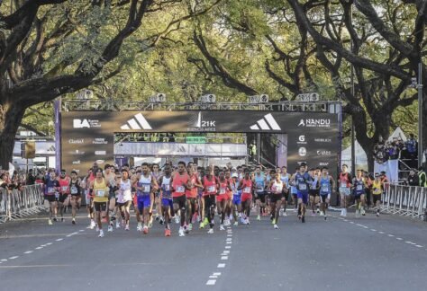 Largada de la Media Maratón Buenos Aires.