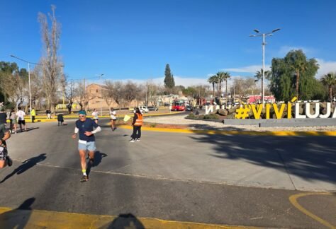 Luján Corre (16)