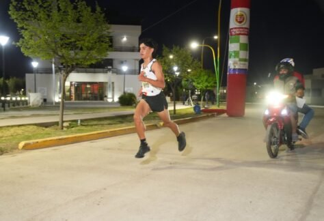 Maratón Nocturna Junín (19)