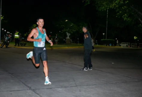 Maratón Nocturna Ciudad de Mendoza (1)