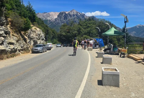 Tramo maravilloso del Circuito Chico de Bariloche.