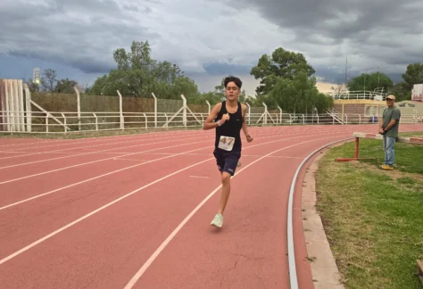 Atletismo Torneo Nocturno (23)