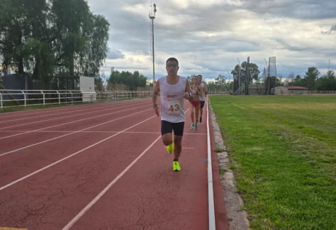 Atletismo Torneo Nocturno (4)