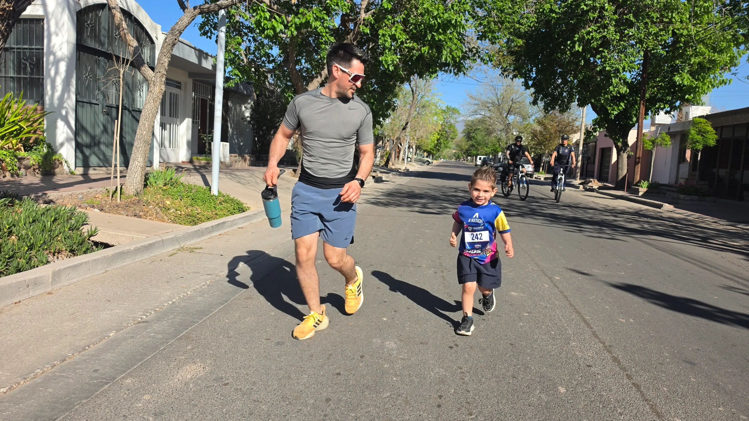 Kids Running Dorrego (4)