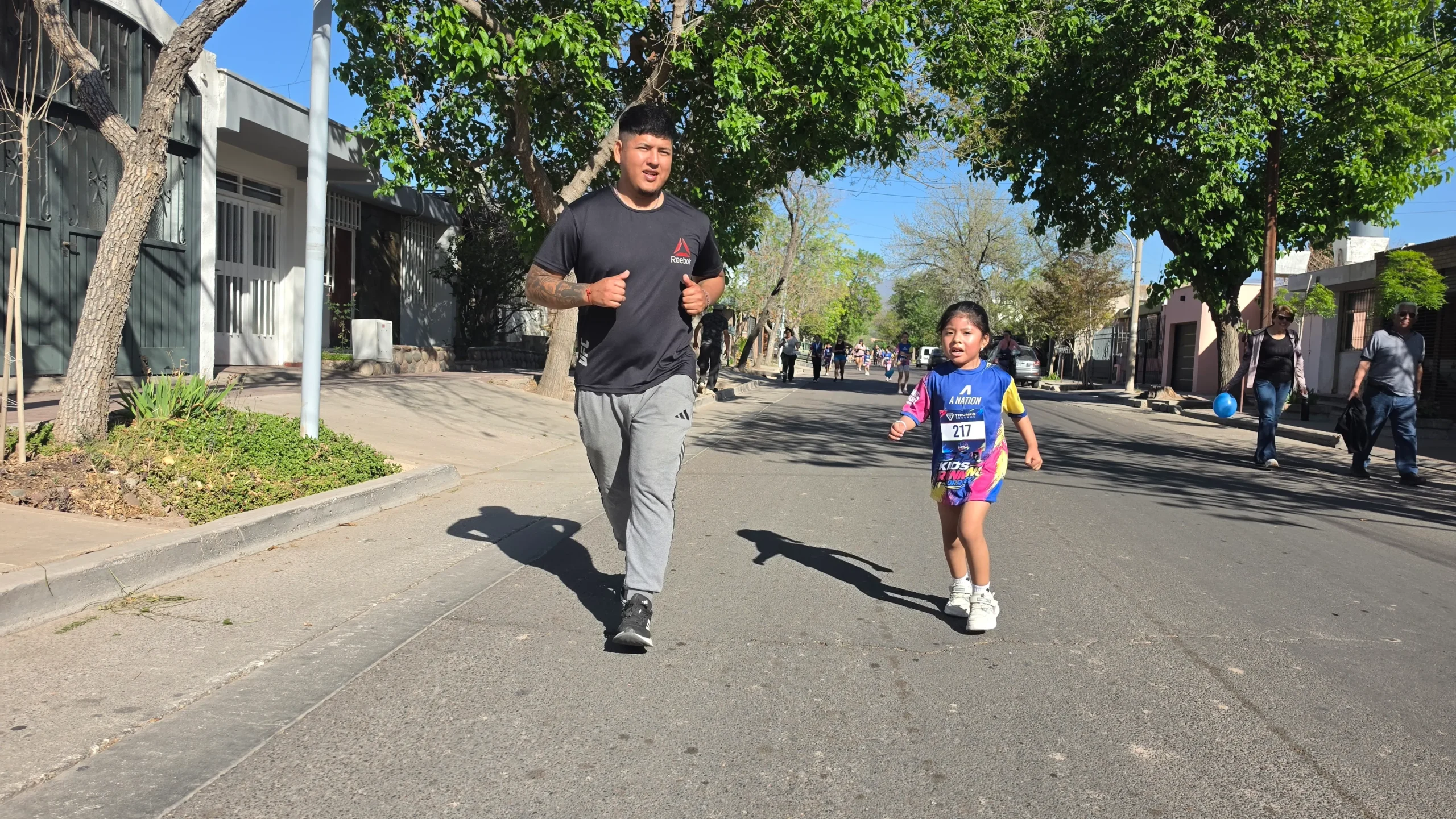 Kids Running Dorrego (54)
