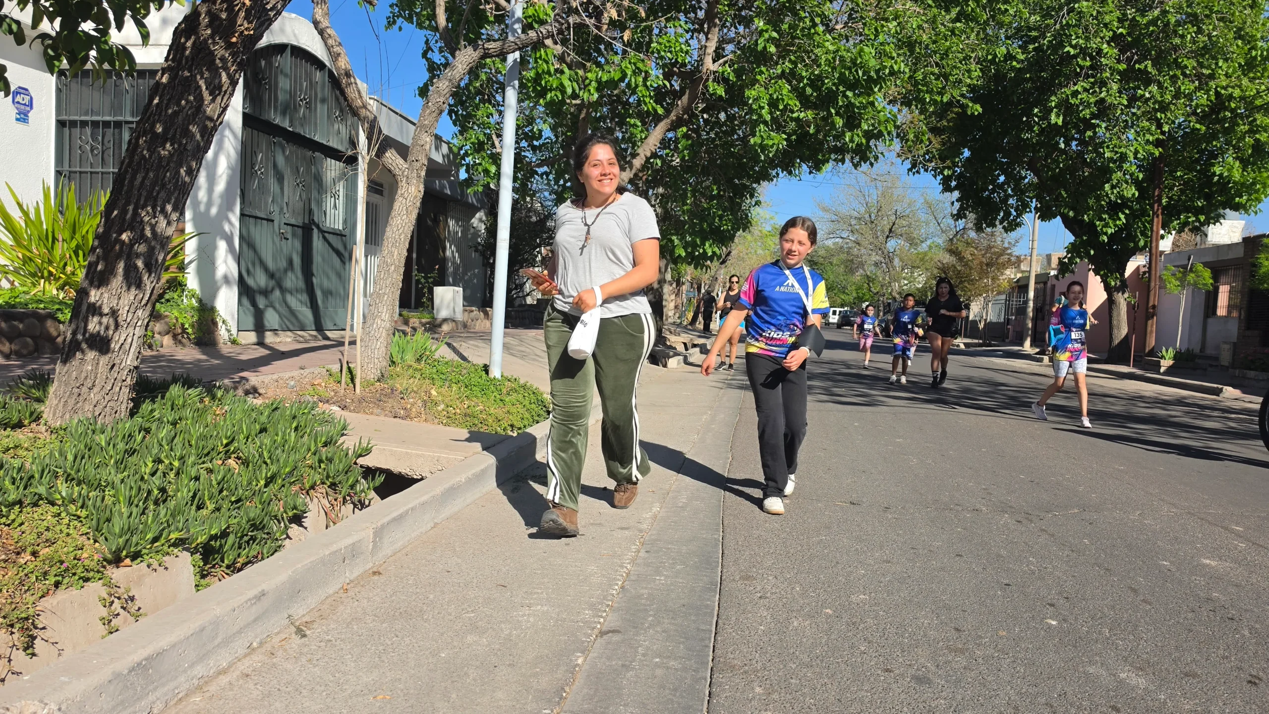 Kids Running Dorrego (55)
