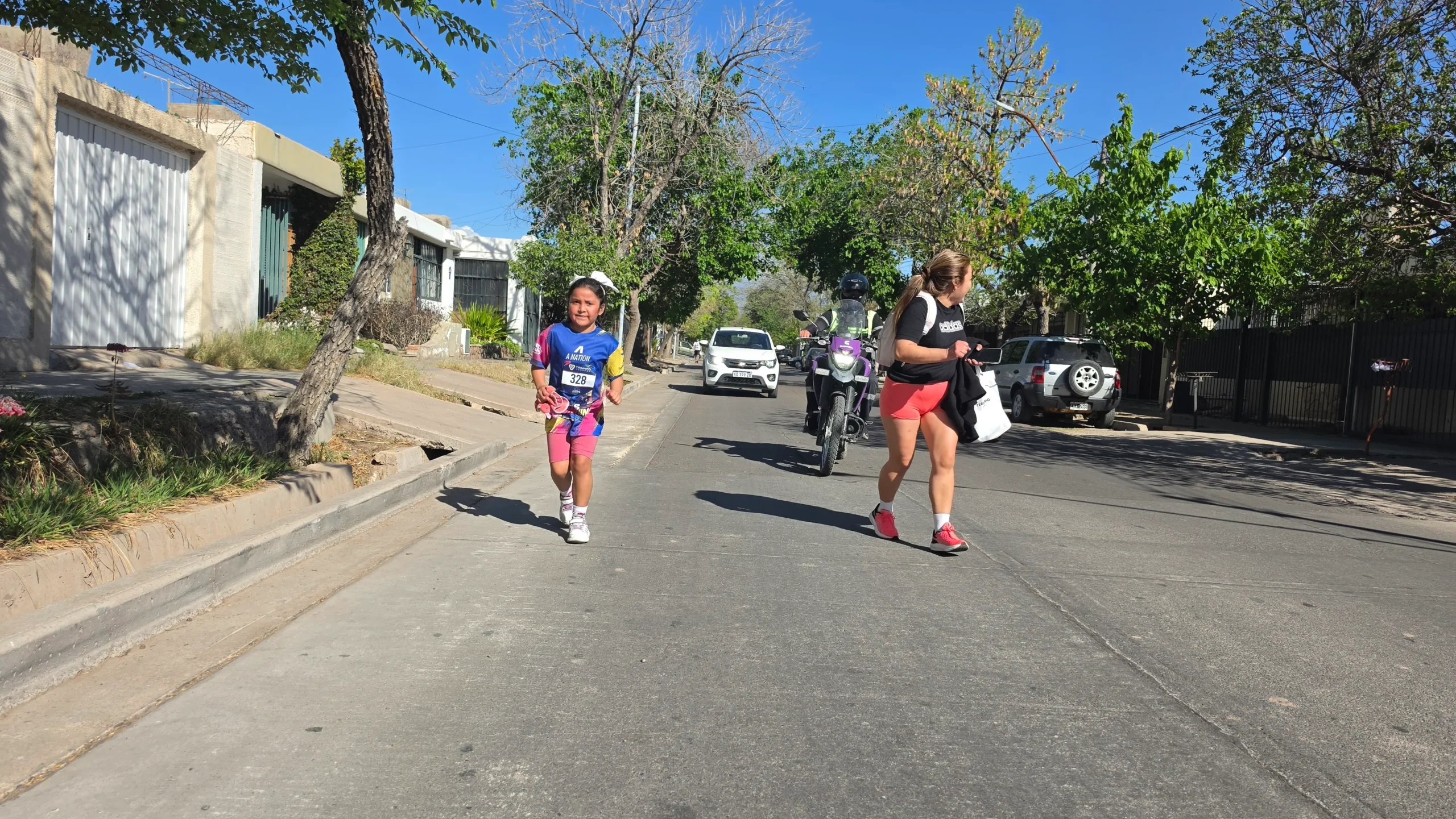 Kids Running Dorrego (7)