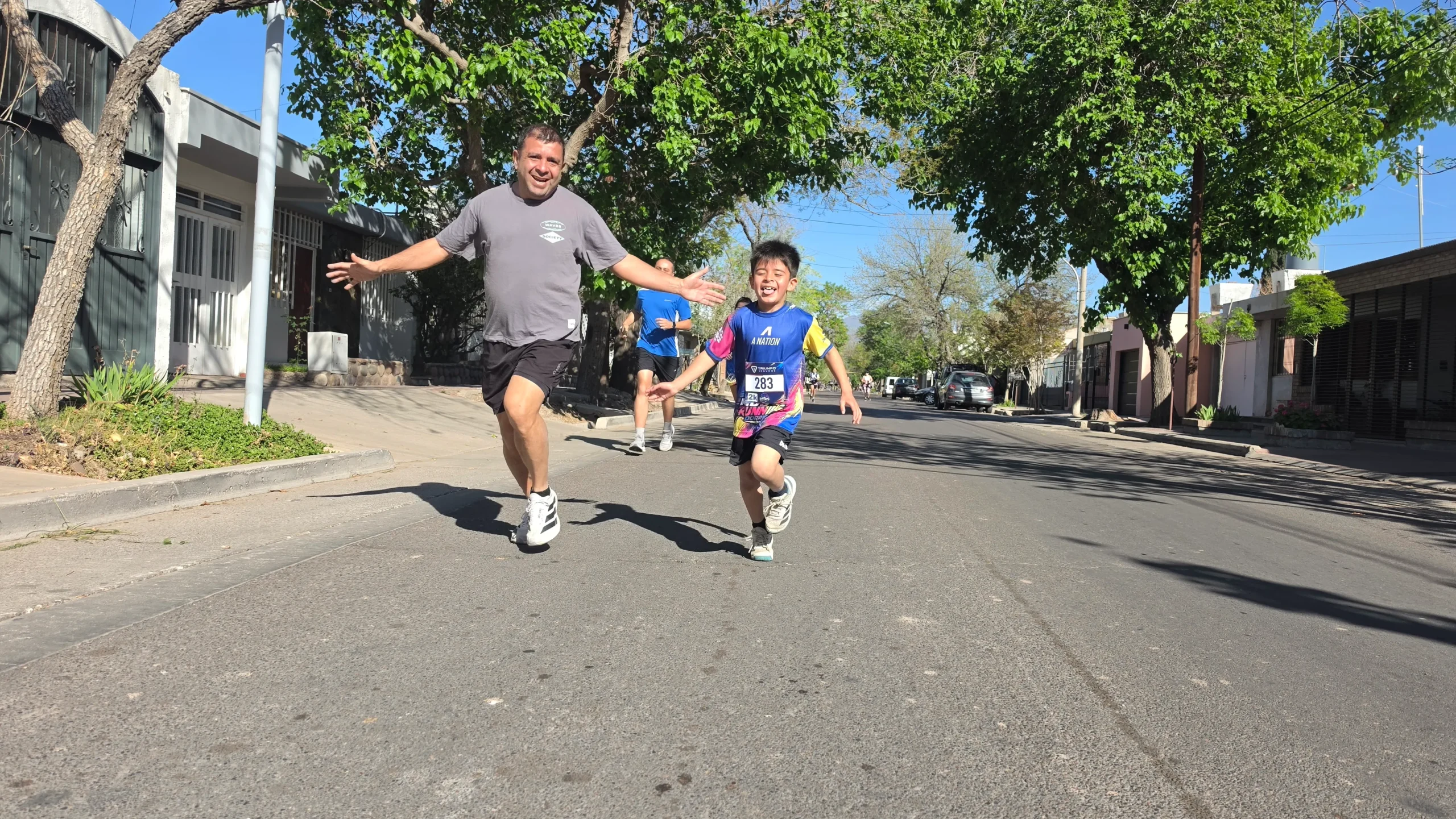 Kids Running Dorrego (76)
