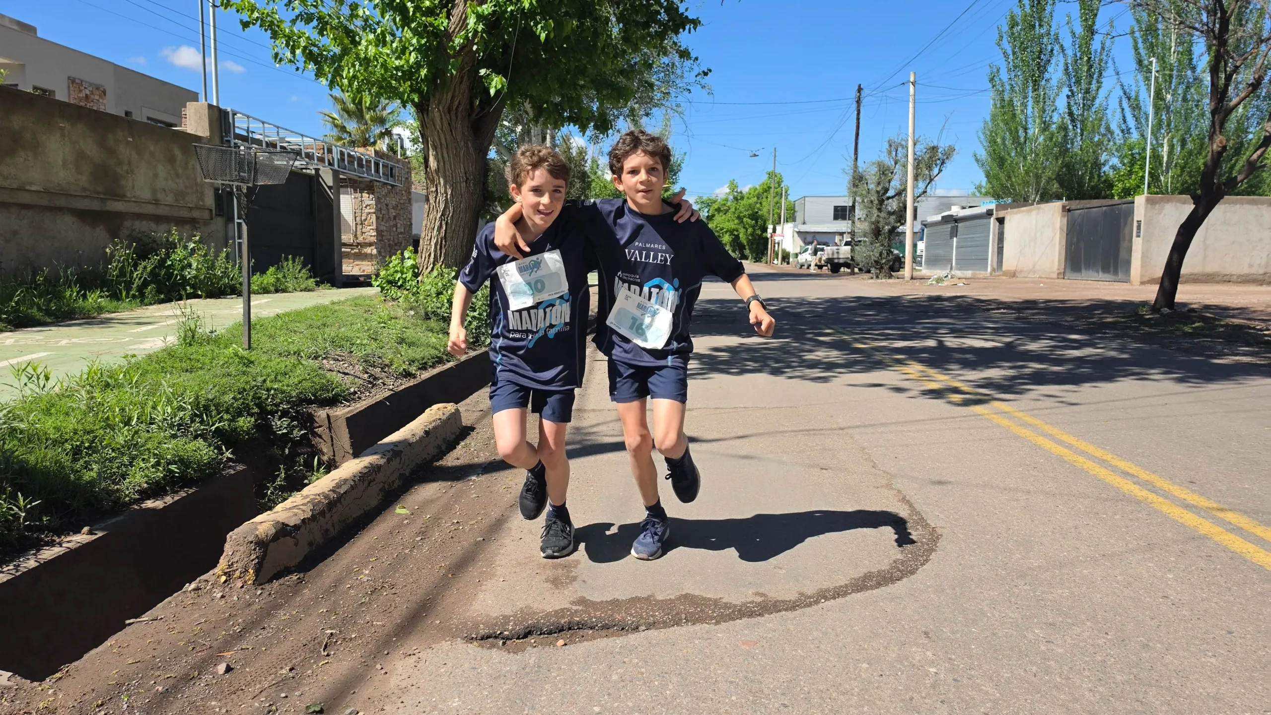 7- Hermanos