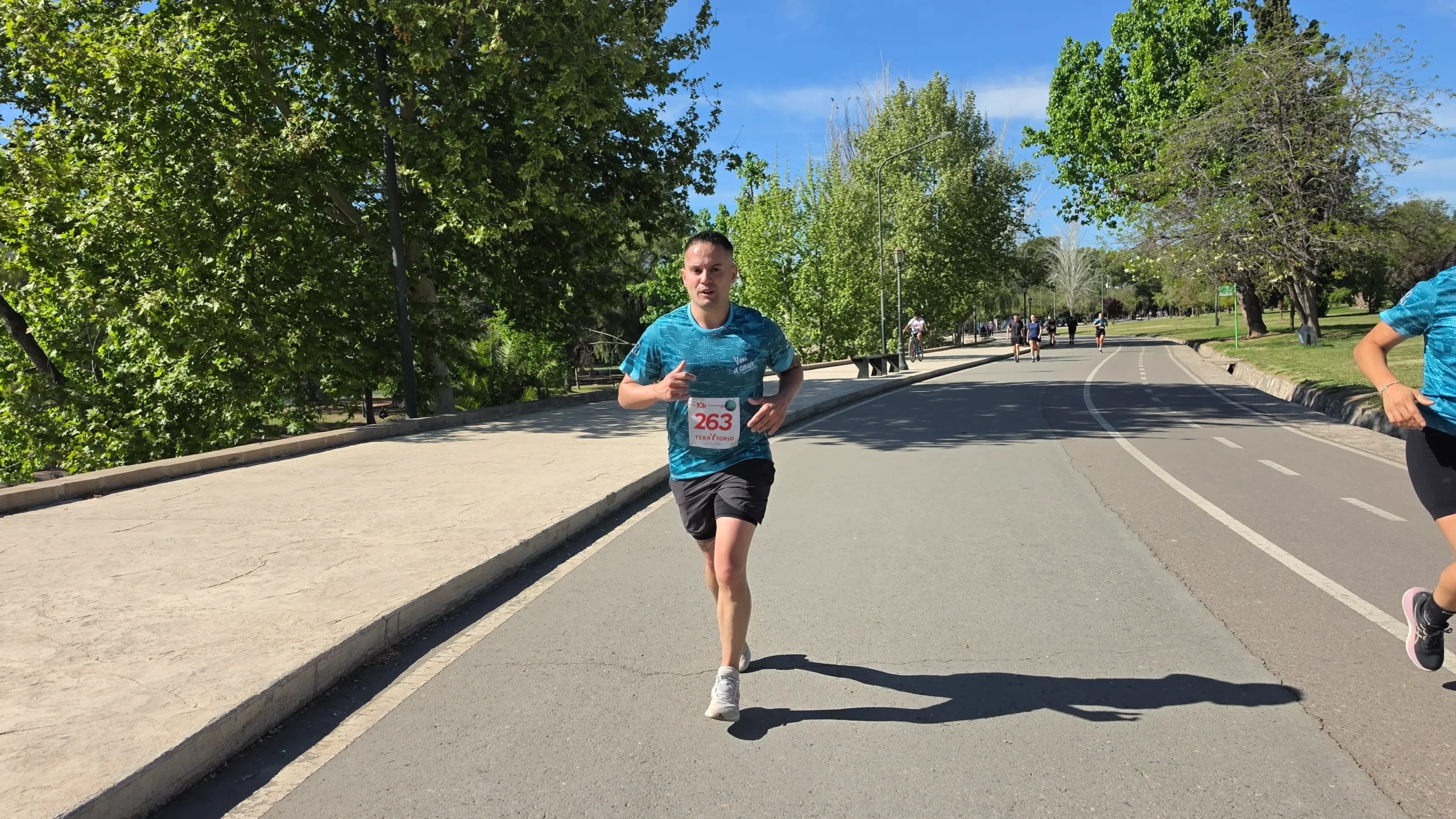 Vení a Correr (185)