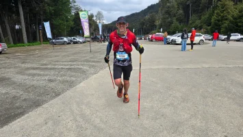 Asics K42 Banco Nacion (5)