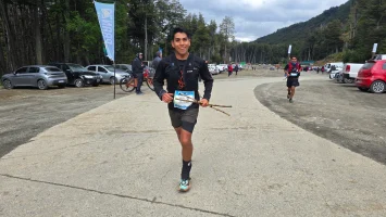 Asics K42 Banco Nacion (8)