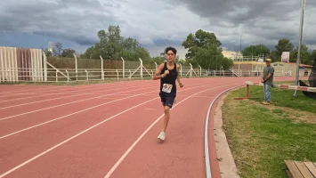 Atletismo Torneo Nocturno (23)