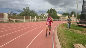Atletismo Torneo Nocturno (24)